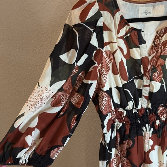 Umgee Floral Print Dress with 3/4 Sleeves/ Size Medium - Picture 3 of 8